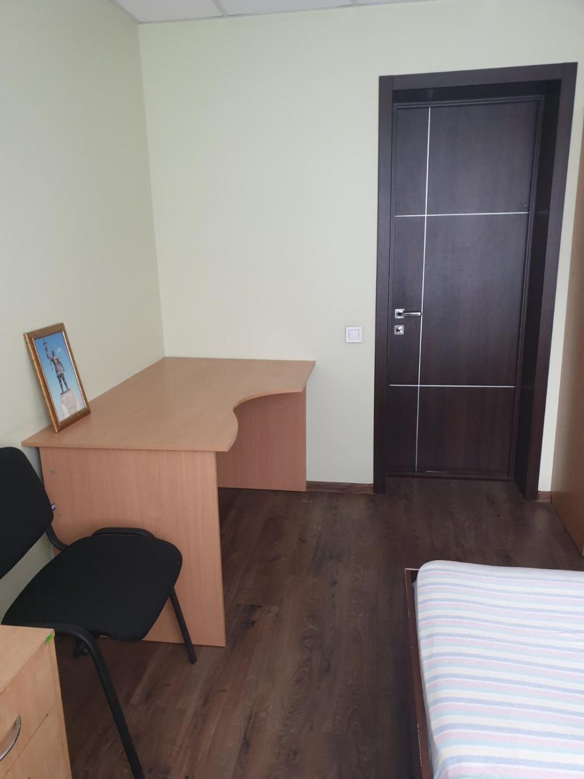 Hostel Krone Gok Zatishok Kiev Exterior foto