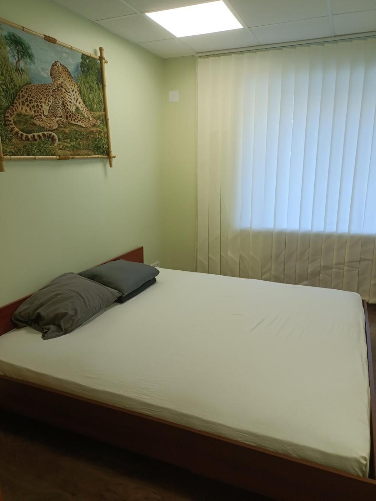 Hostel Krone Gok Zatishok Kiev Exterior foto