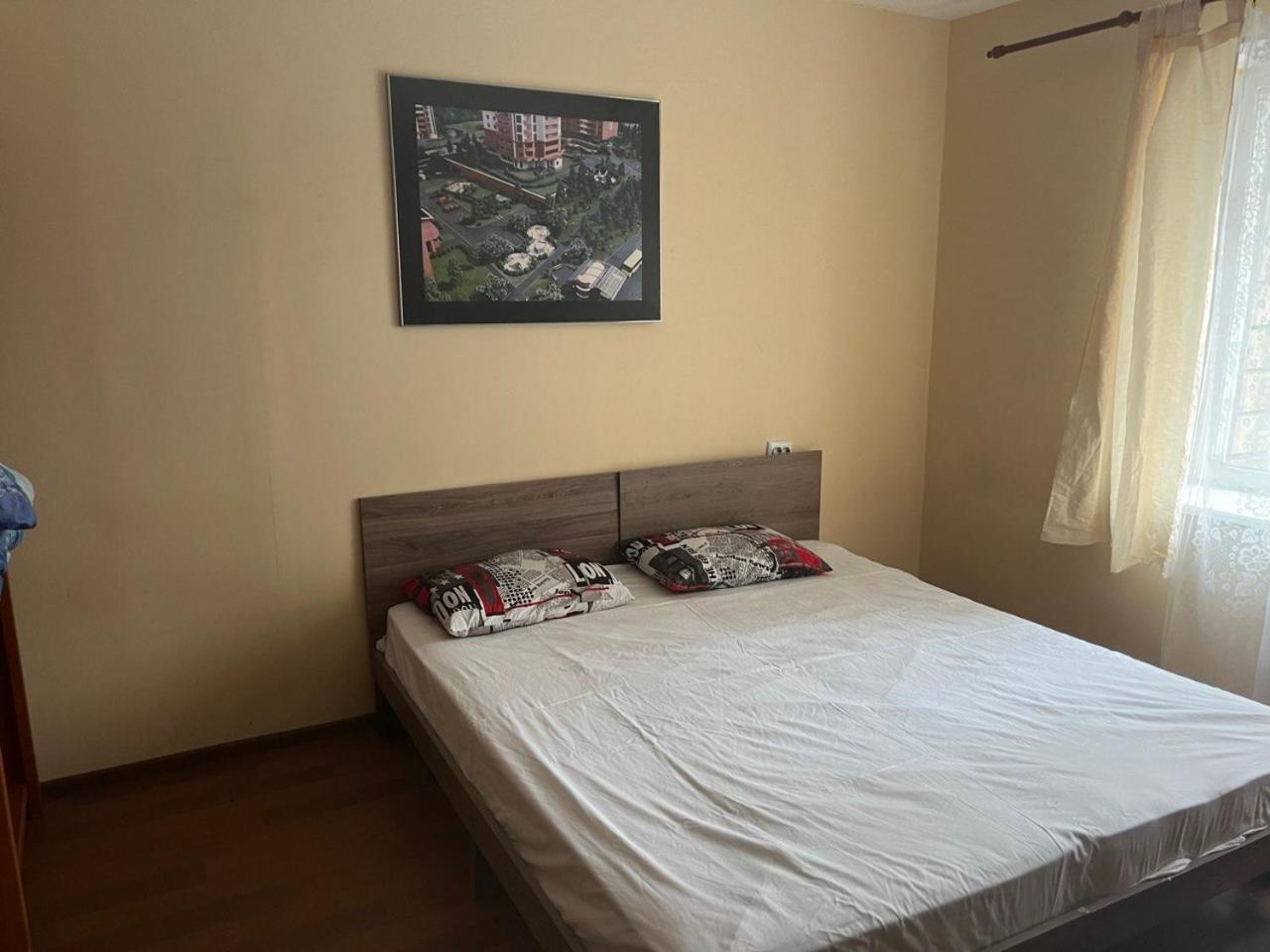 Hostel Krone Gok Zatishok Kiev Exterior foto